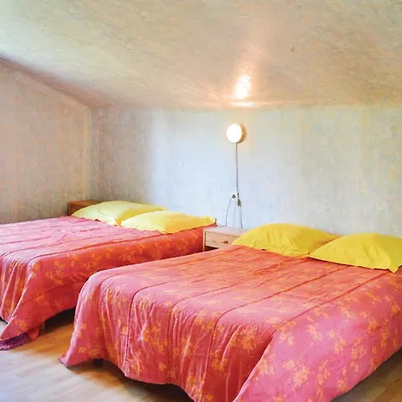 2 Bedroom In Σπίτι διακοπών *