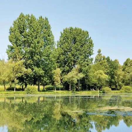 Σπίτι διακοπών 2 Bedroom In Athis (Marne)