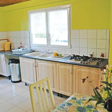 2 Bedroom In *