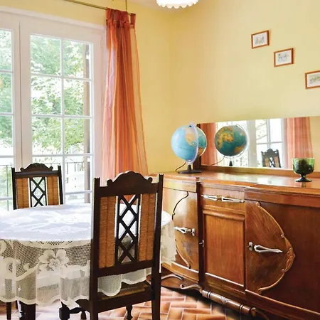 2 Bedroom In * Athis (Marne)