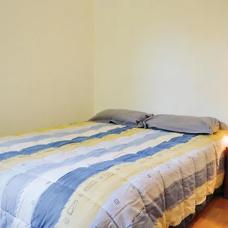 Σπίτι διακοπών 2 Bedroom In Athis (Marne)